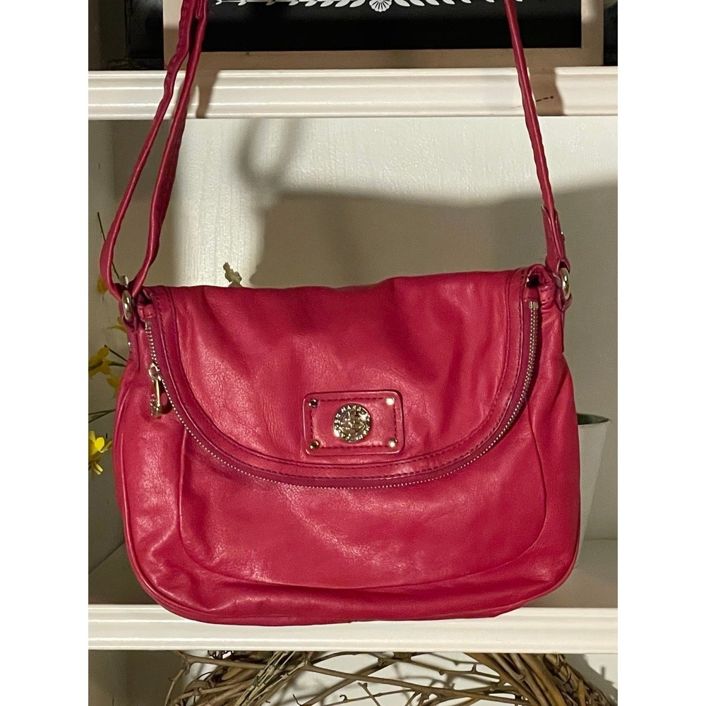 Marc by Marc Jacobs pink leather cross body purse